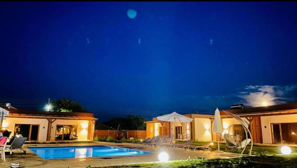 Havana Resort Murighiol Extérieur photo